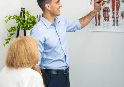 Geelong chiropractor educating patients on muscles, joints and nerves